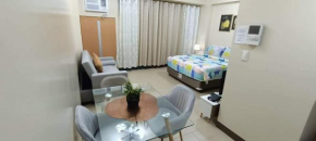 Two Palm Tree Villas close to Manila Airport - Terminal 3